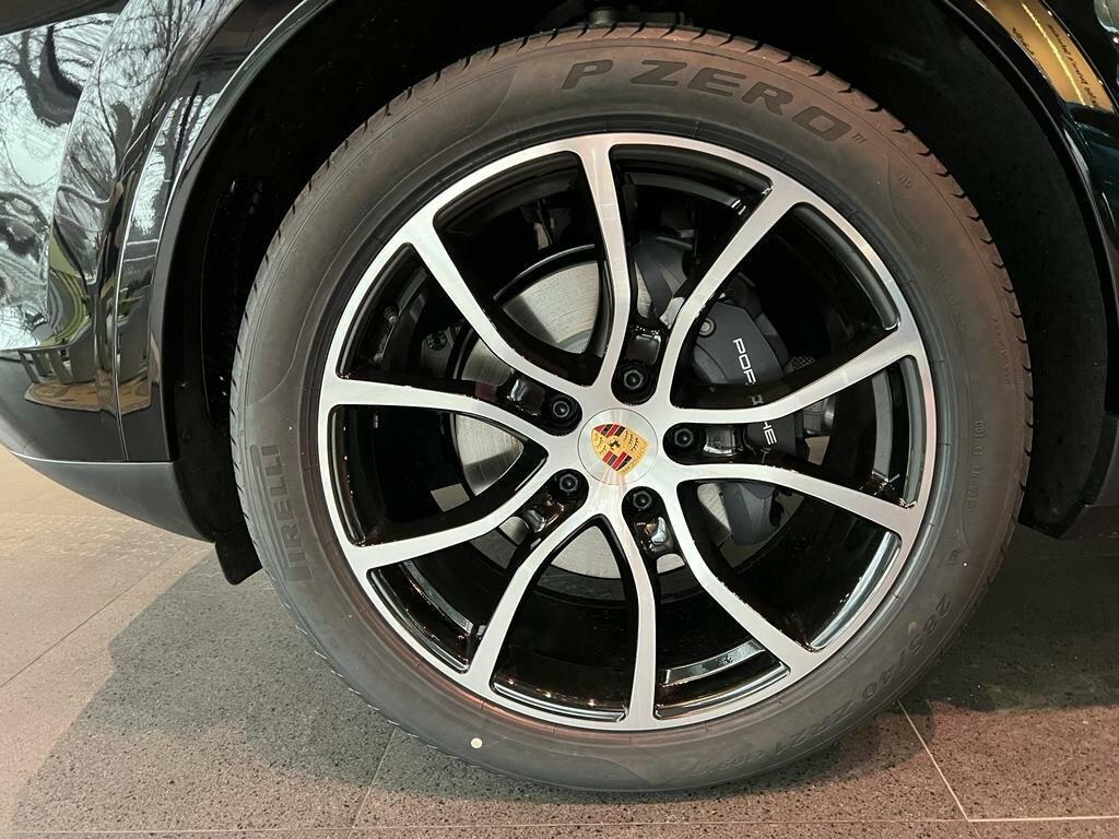 Check price and buy New Porsche Cayenne For Sale