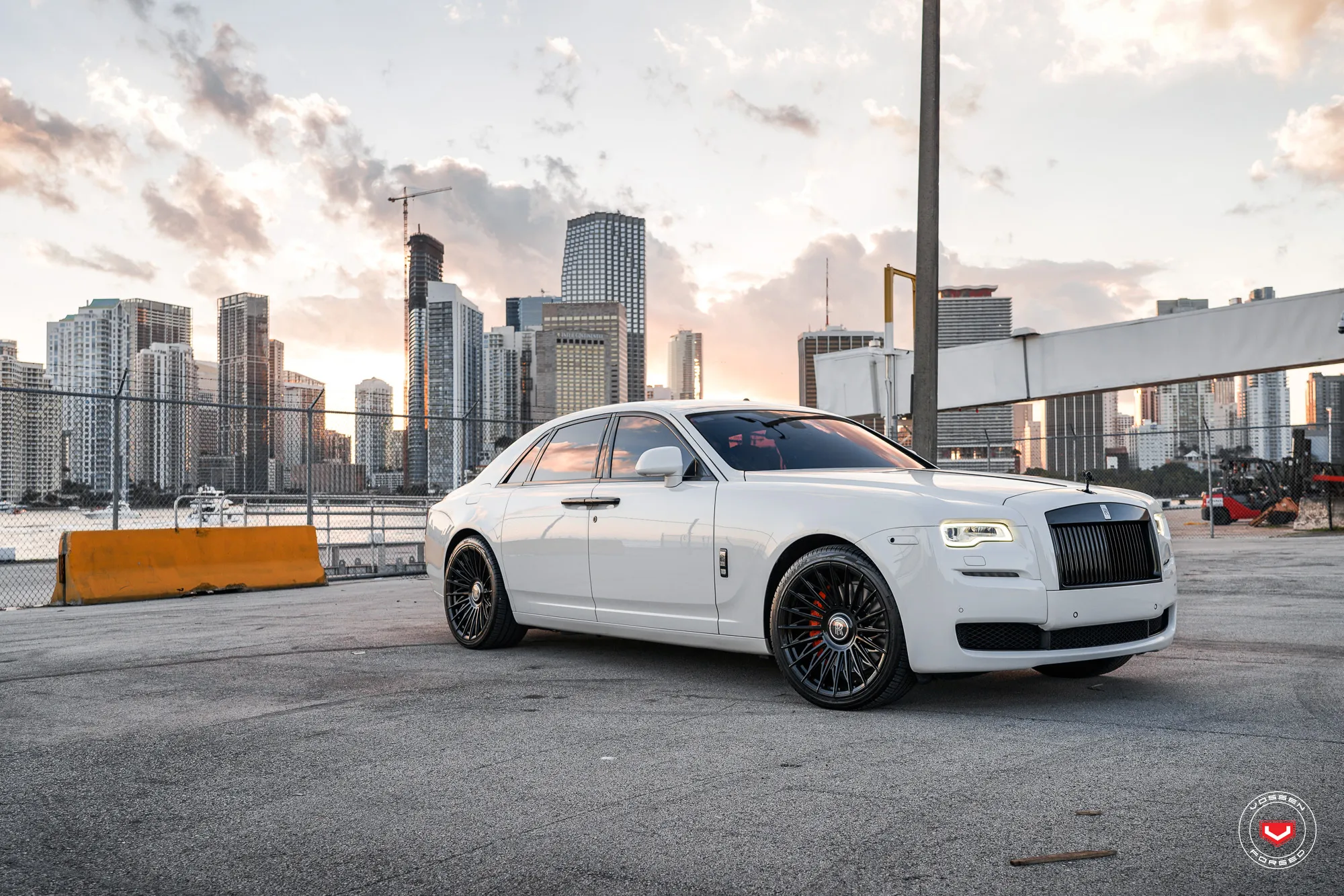 Vossen S17 15T forged wheel — close-up spoke detail