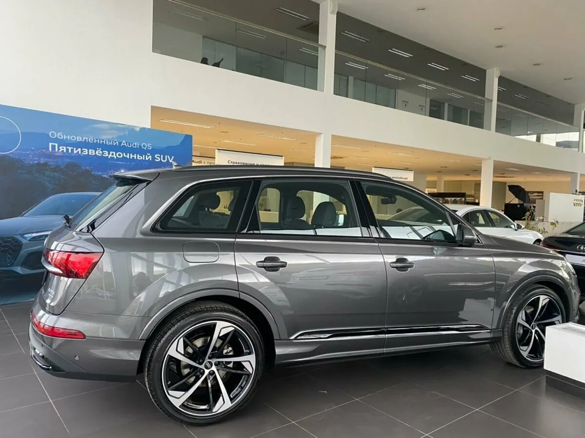 Check price and buy New Audi Q7 45 TDI (4M) Restyling For Sale