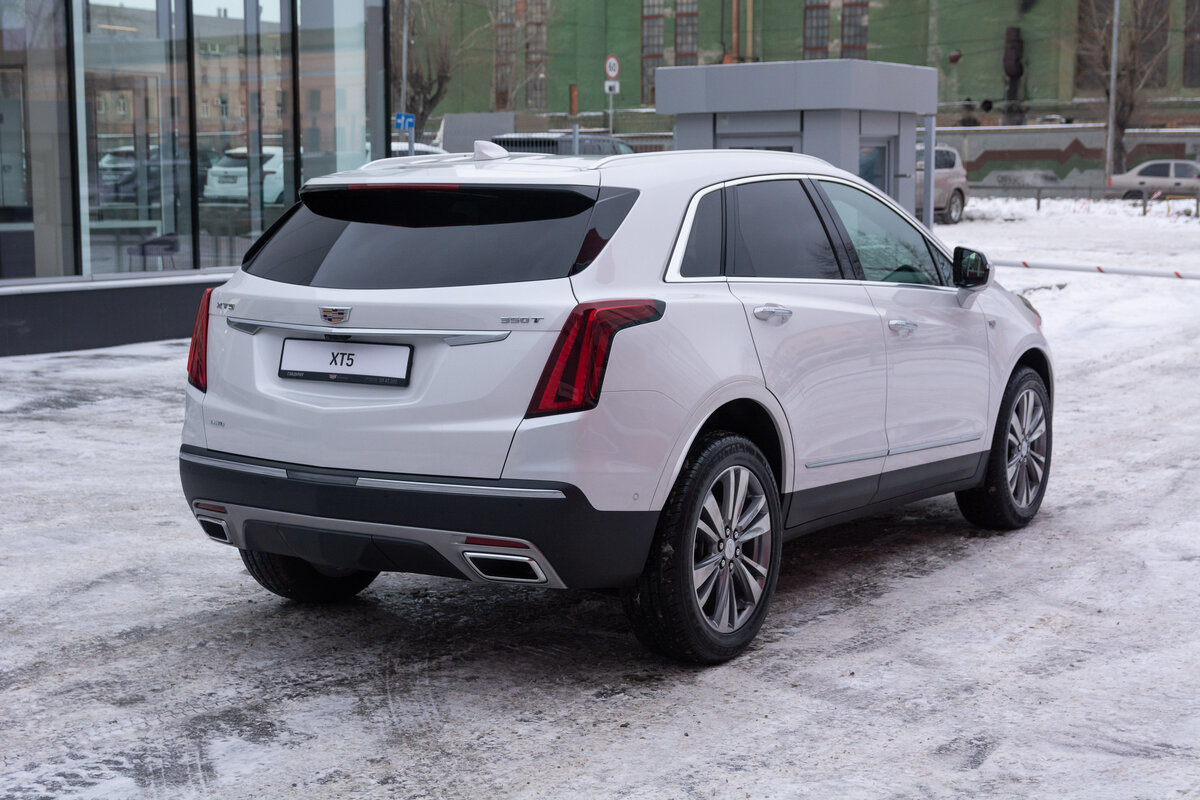 Check price and buy New Cadillac XT5 Restyling For Sale