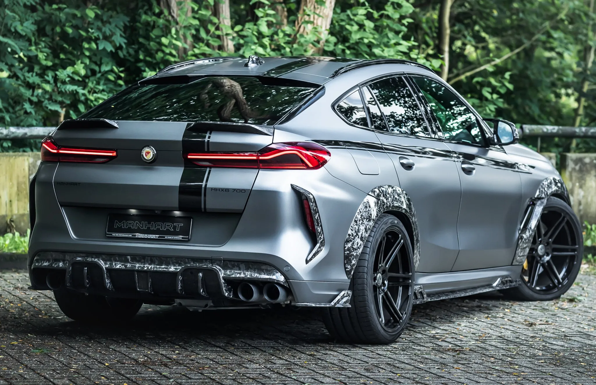 Check our price and buy an Manhart carbon fiber body kit for BMW X6 M F96 WB!