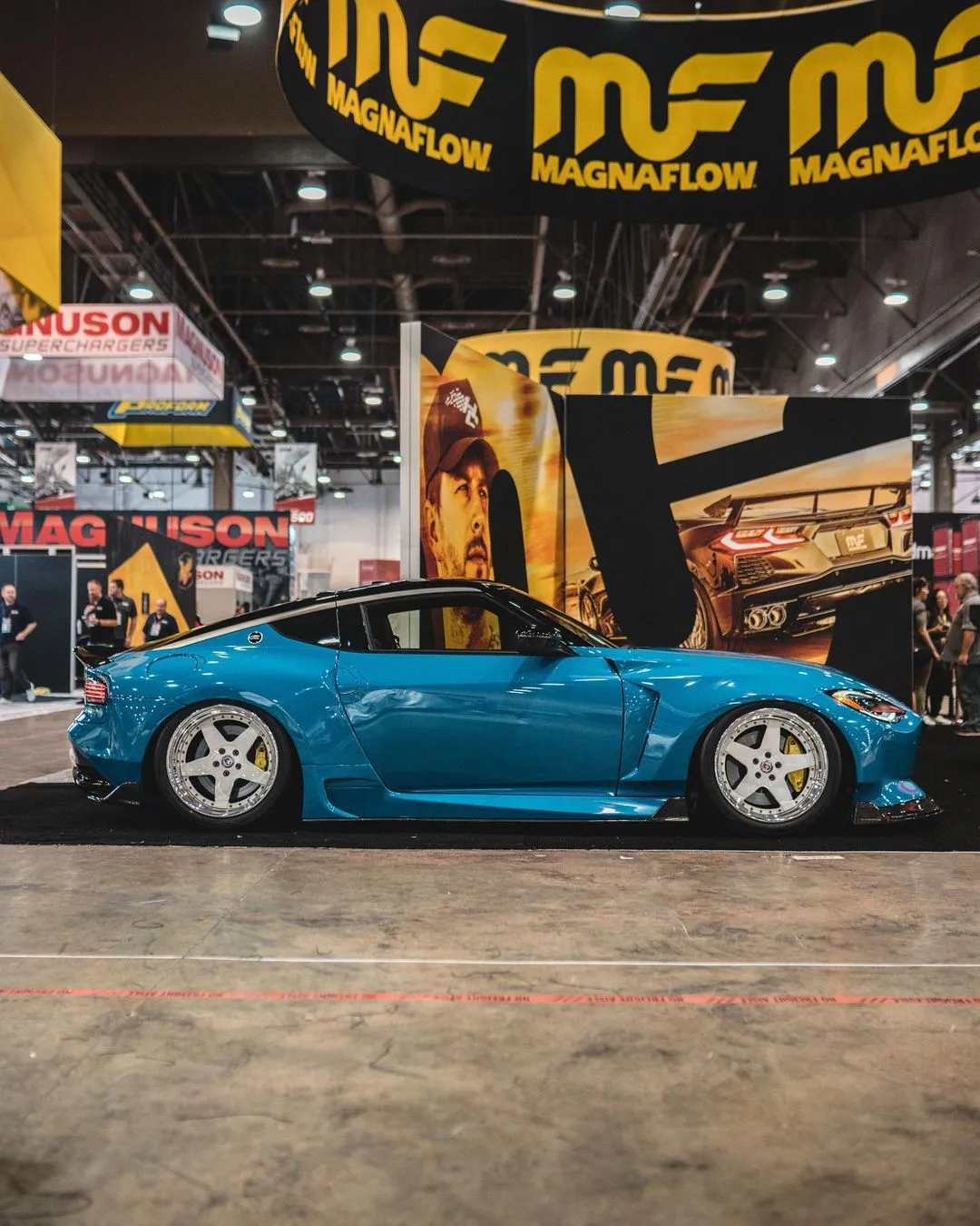 Check our price and buy Street hunter widebody kit for Nissan Z!
