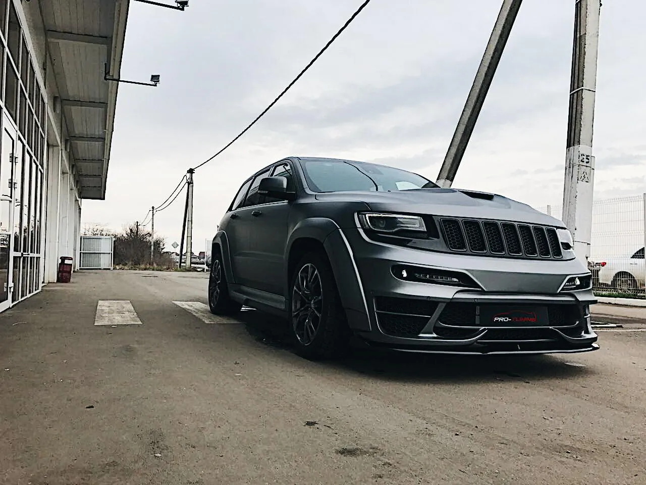 Front bumper splitter Renegade Design for Jeep Grand Cherokee WK2 Tyrannos V2