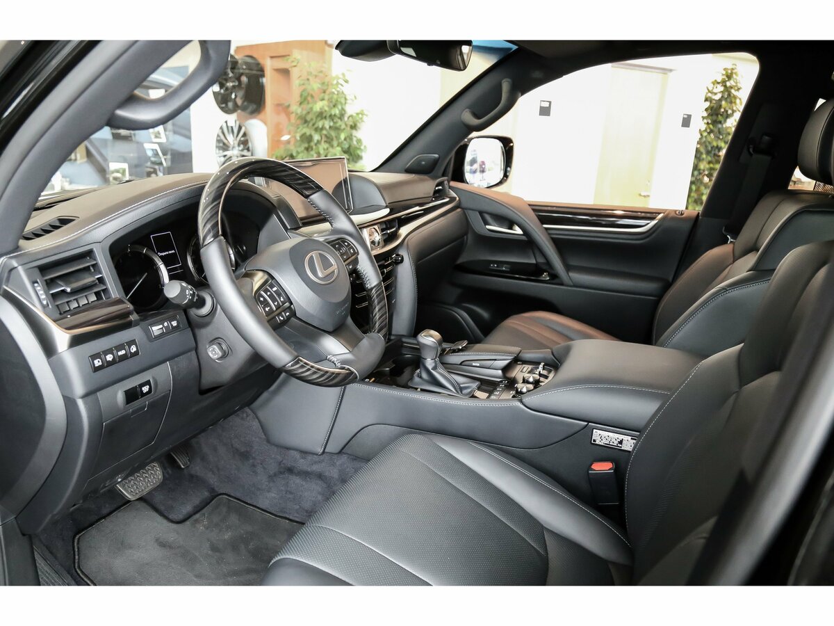 Check price and buy New Lexus LX 570 Restyling 2 For Sale