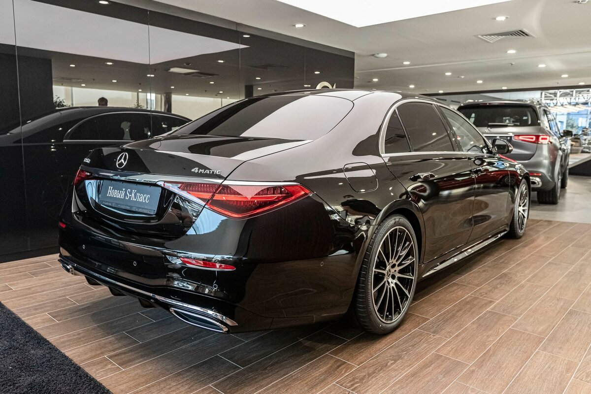 Check price and buy New Mercedes-Benz S-Class 350 d Long 4MATIC (W223) For Sale