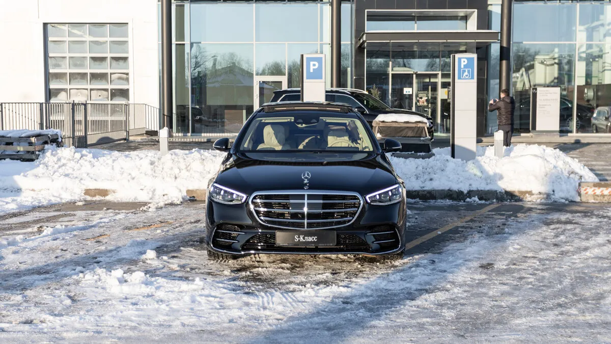 Check price and buy New Mercedes-Benz S-Class 580 Long 4MATIC (W223) For Sale