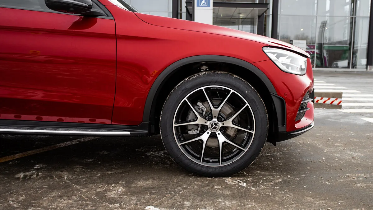 Check price and buy New Mercedes-Benz GLC Coupe 300 (C253) Restyling For Sale