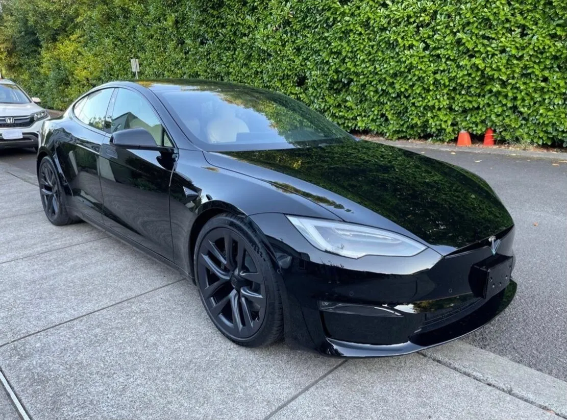 Buy New Tesla Model S Plaid Restyling 2