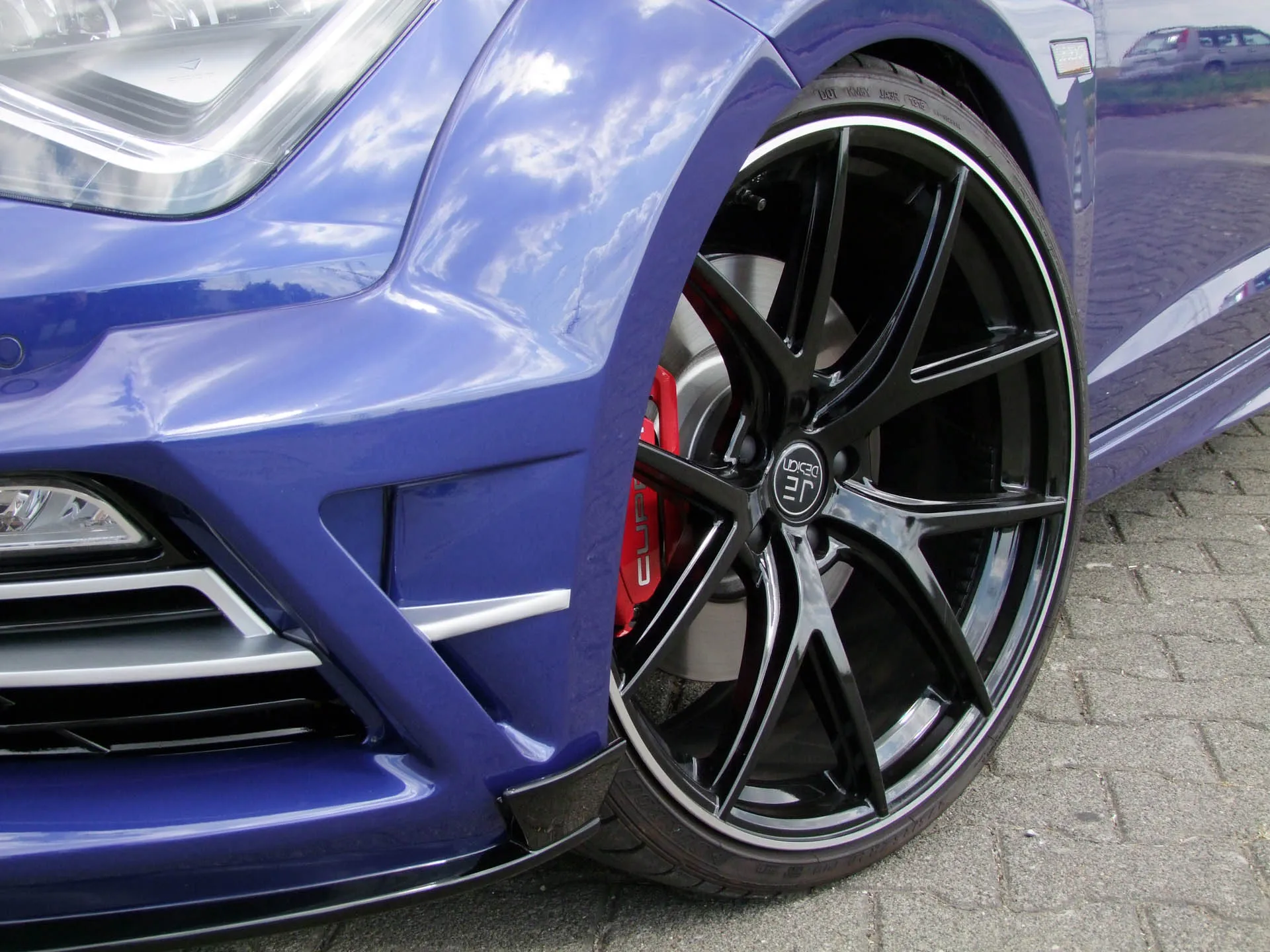 Check our price and buy JE Design body kit for Seat Leon ST FR + Cupra!