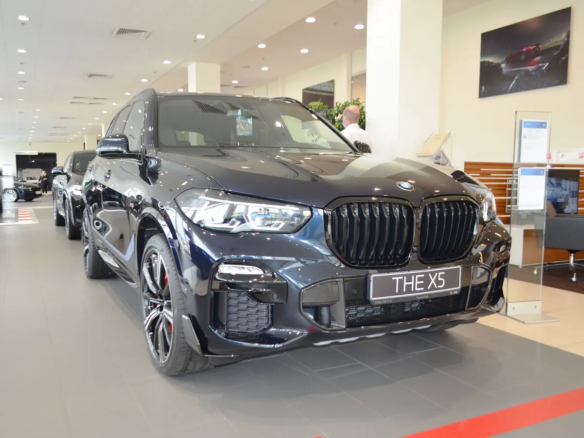 Buy New BMW X5 40i (G05)