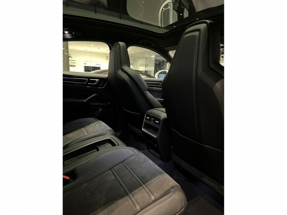 Check price and buy New Porsche Cayenne GTS Coupé For Sale