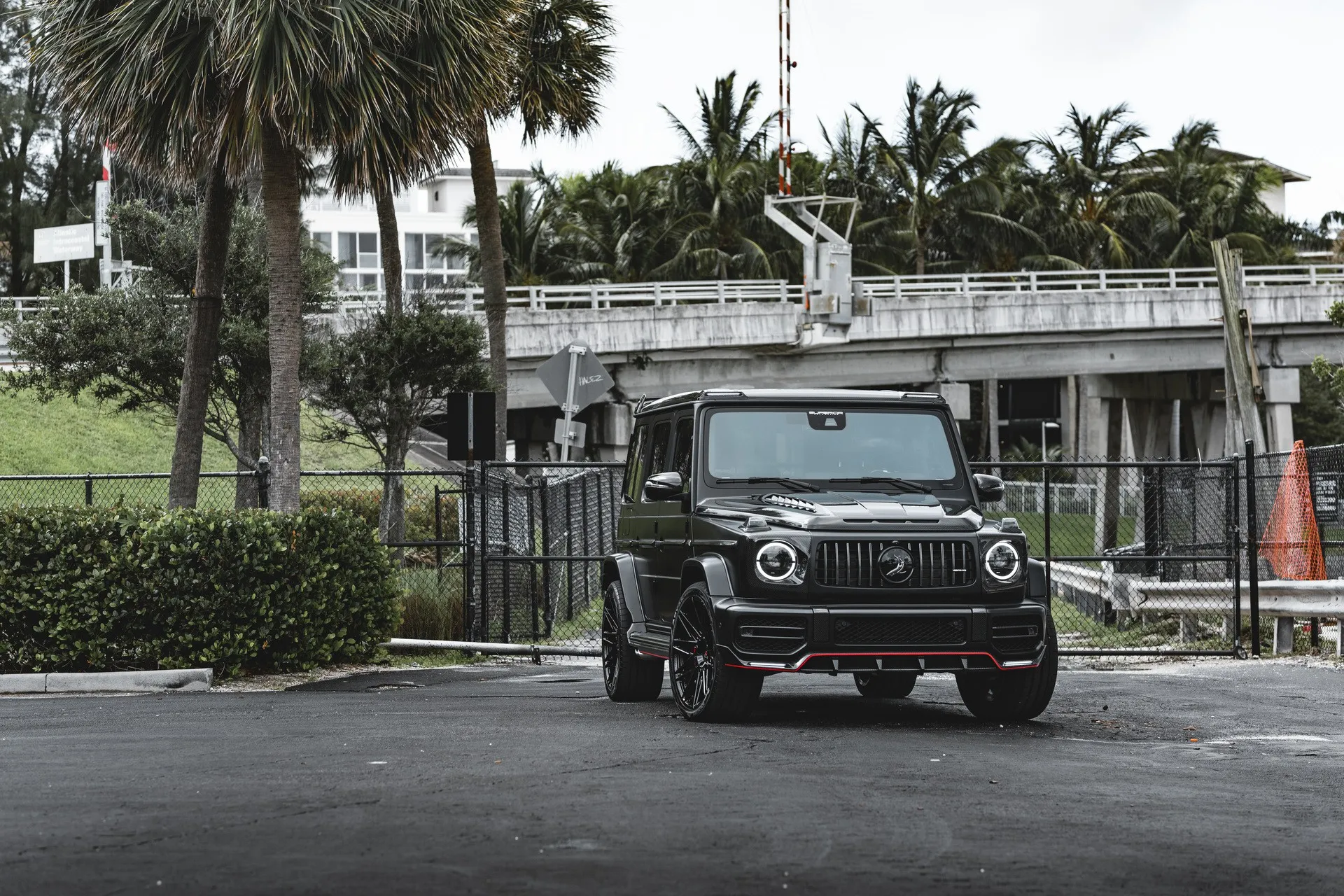 Check our price and buy Topcar Design body kit for Mercedes-Benz  G-class W463A Inferno Light