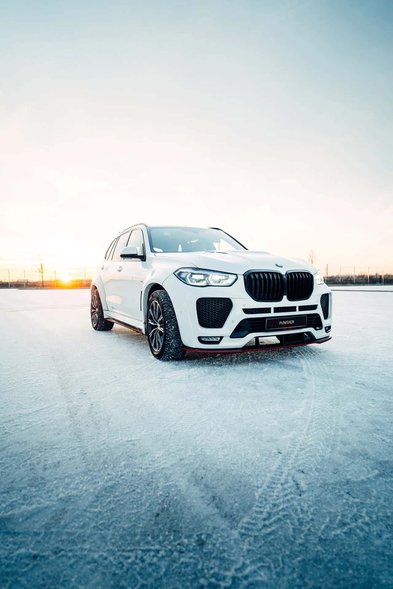 Check price and buy Renegade Design body kit for BMW X5 G05