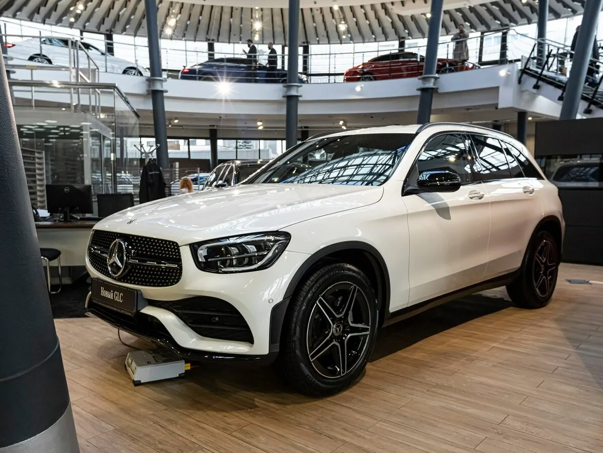 Check price and buy New Mercedes-Benz GLC 300 (X253) Restyling For Sale