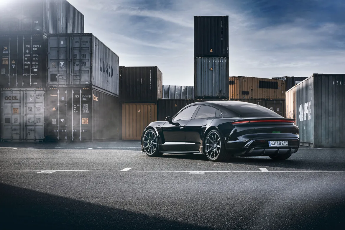 Brabus Carbon Fiber Body kit set for Porsche Taycan