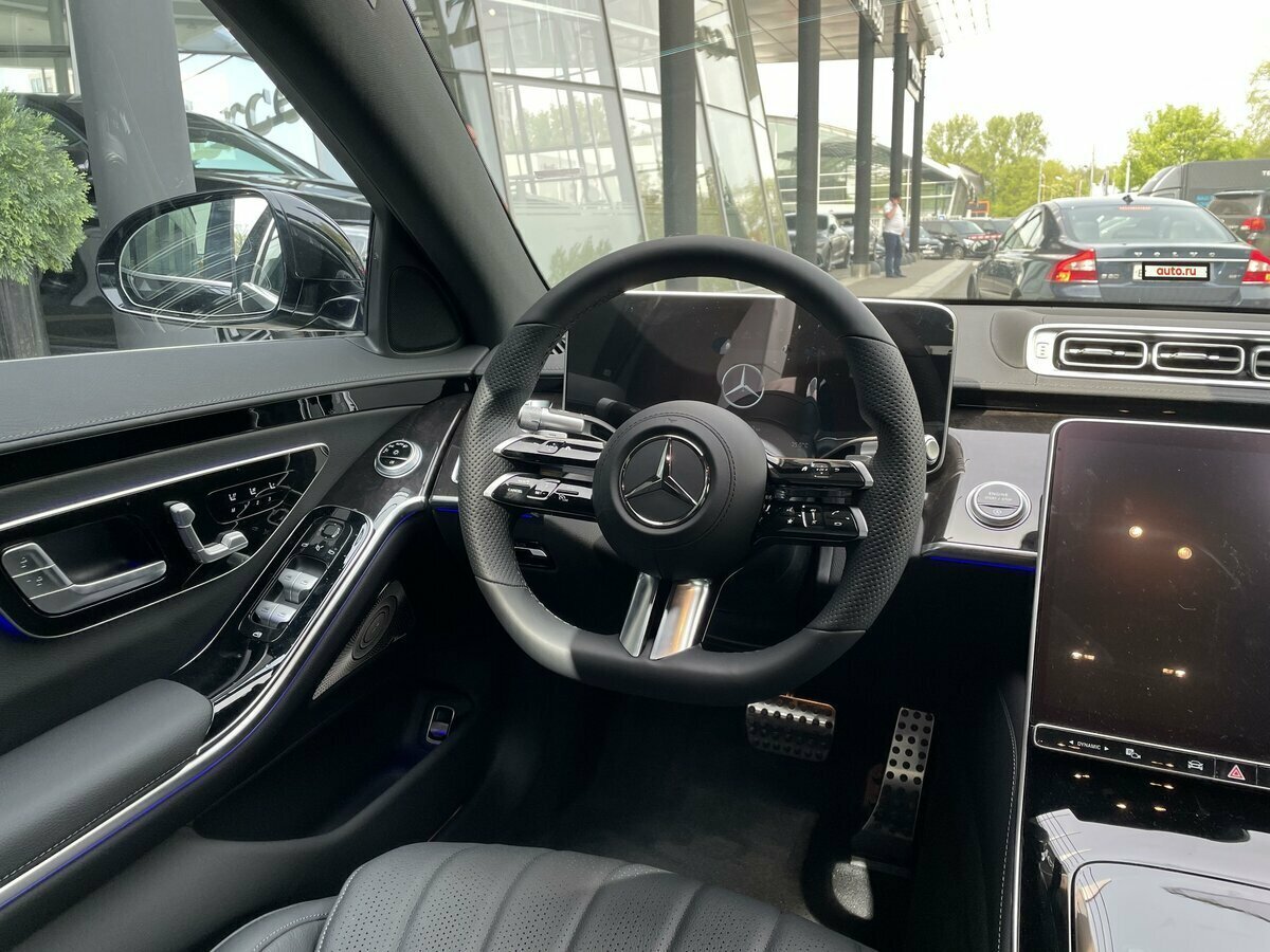 Check price and buy New Mercedes-Benz S-Class 350 d Long 4MATIC (W223) For Sale