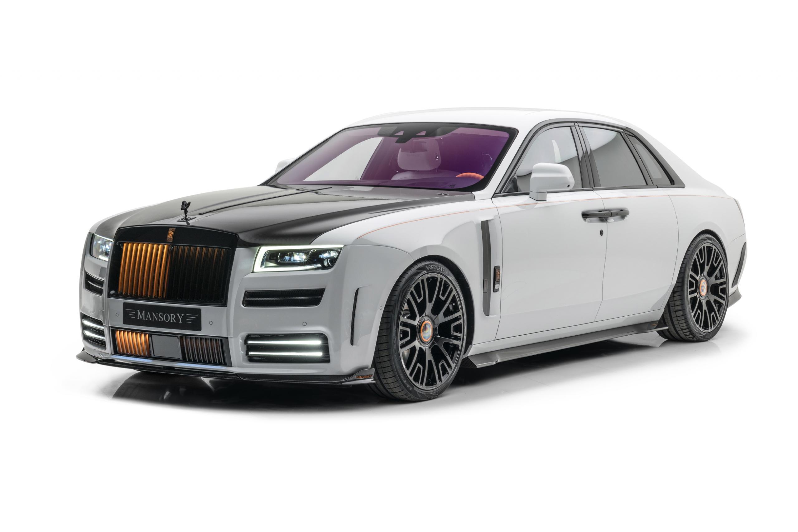 Outrageous Carbon Fiber Body Kits Unveiled For RollsRoyce Owners  CarBuzz