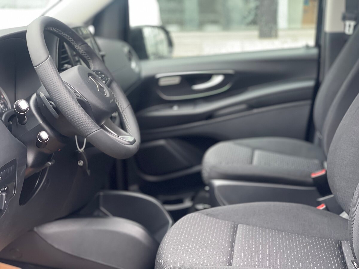 Check price and buy New Mercedes-Benz Vito 119 BlueTEC L2 (W447) For Sale