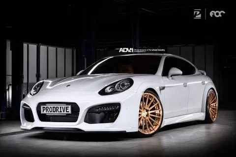 ADV.1 ADV15 M.V2 SL Series on Porsche Panamera