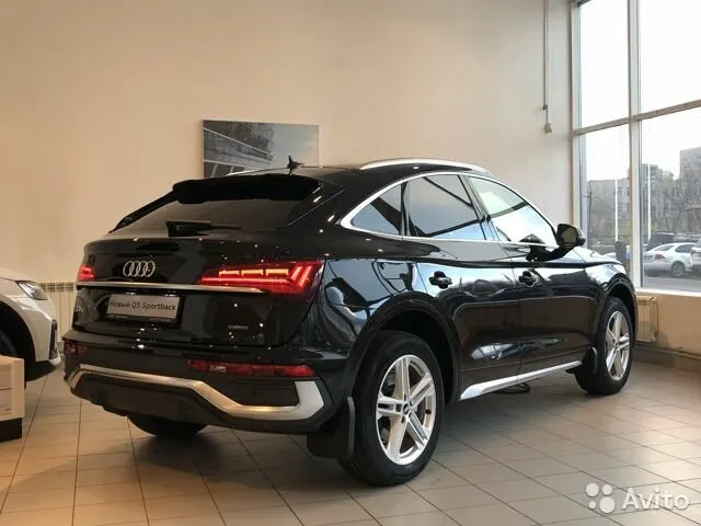 Check price and buy New Audi Q5 Sportback 45 TFSI (FY) For Sale