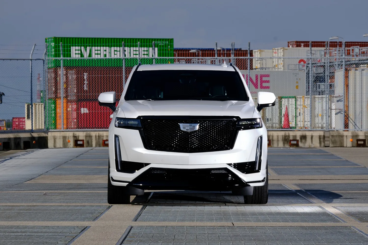 Check our price and buy Zero design body kit for Cadillac Escalade V