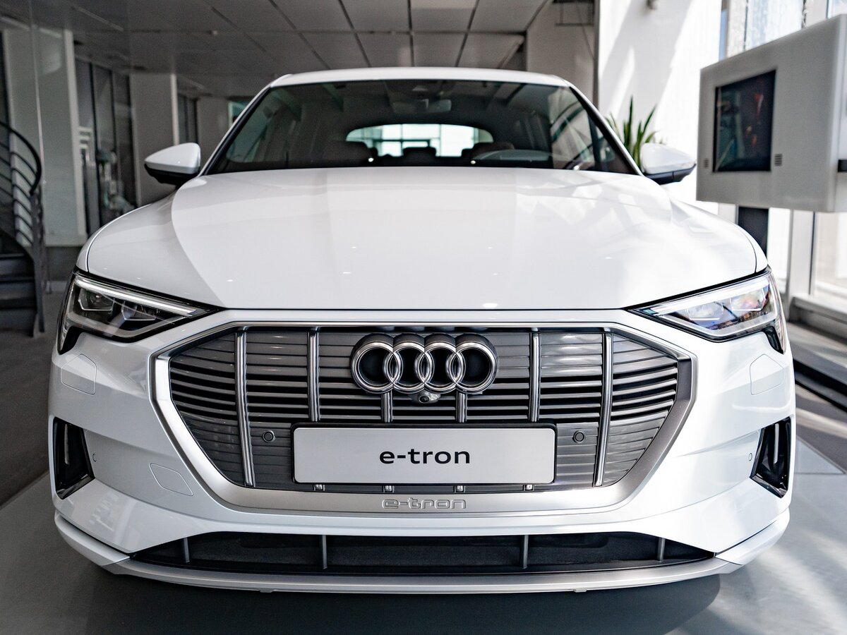 Buy New Audi E-Tron 55