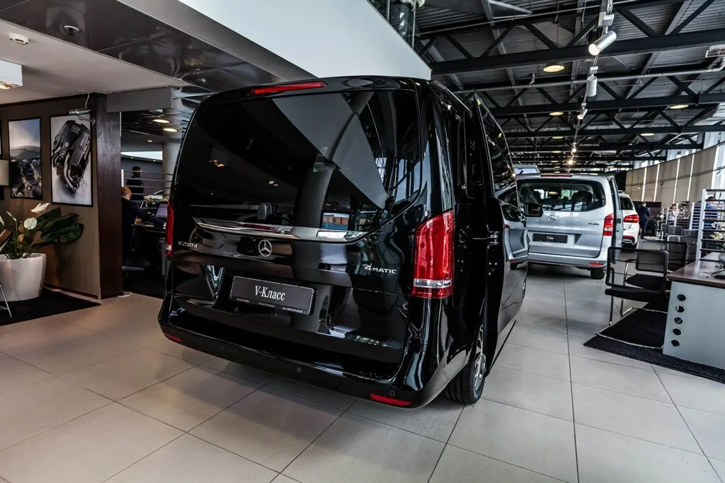 Check price and buy New Mercedes-Benz V-Class L 250 d Long For Sale