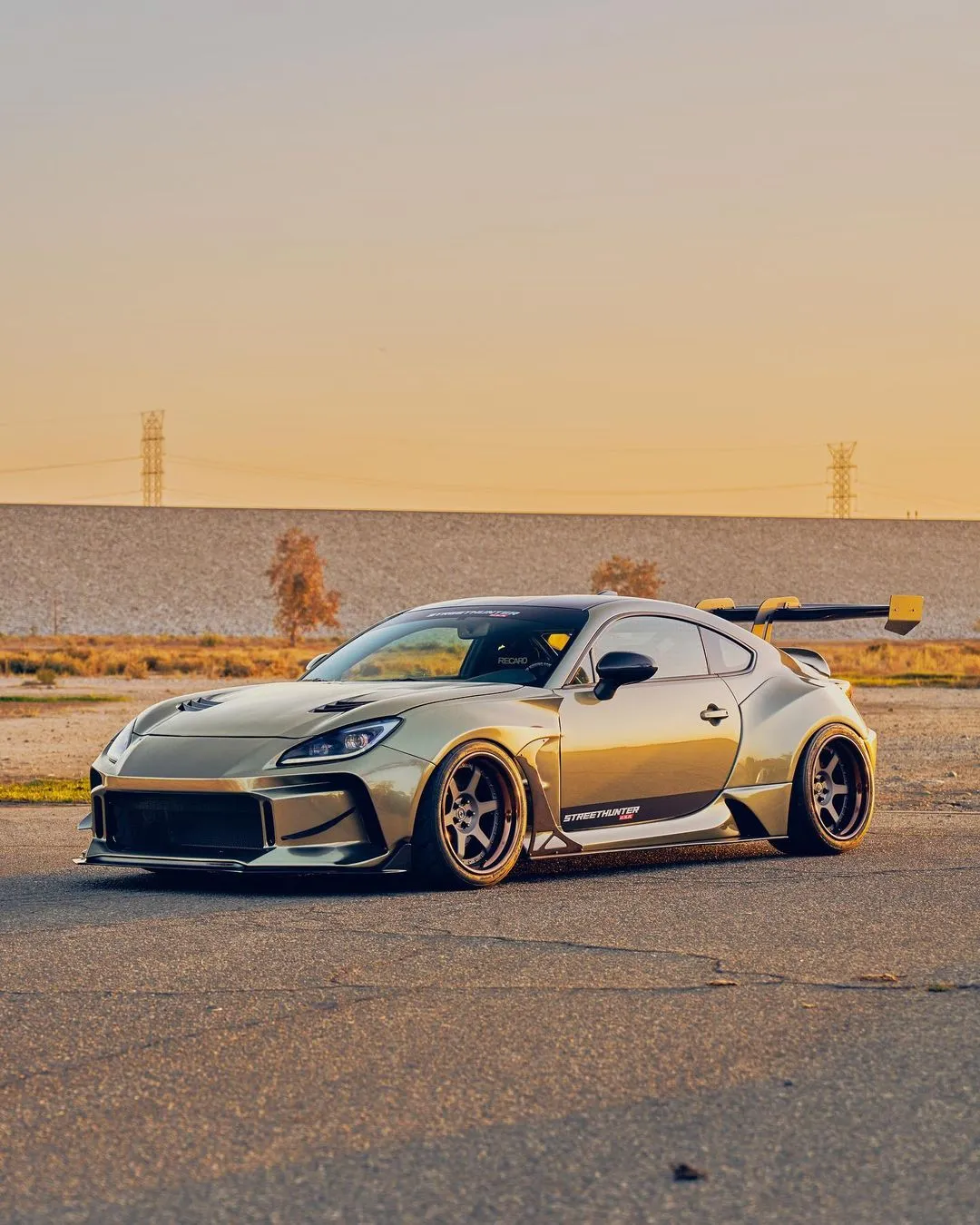 Check our price and buy Street hunter widebody kit for Toyota BRZ/GR86!