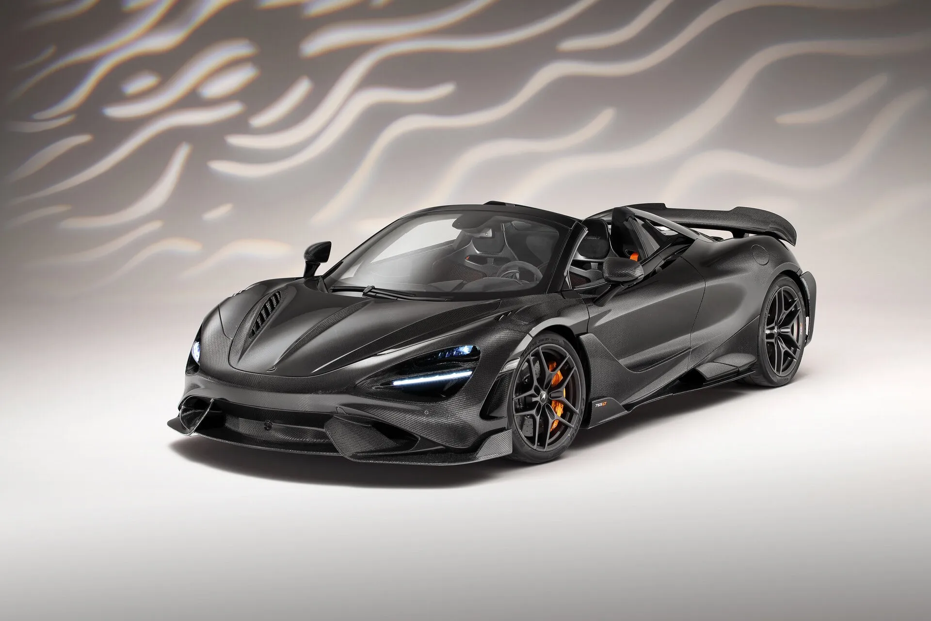 Check our price and buy Topcar Design body kit for McLaren 765 LT Spider Carbon Edition!