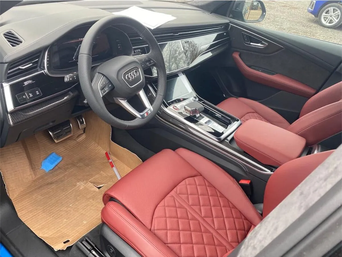 Buy New Audi SQ8 (4M)