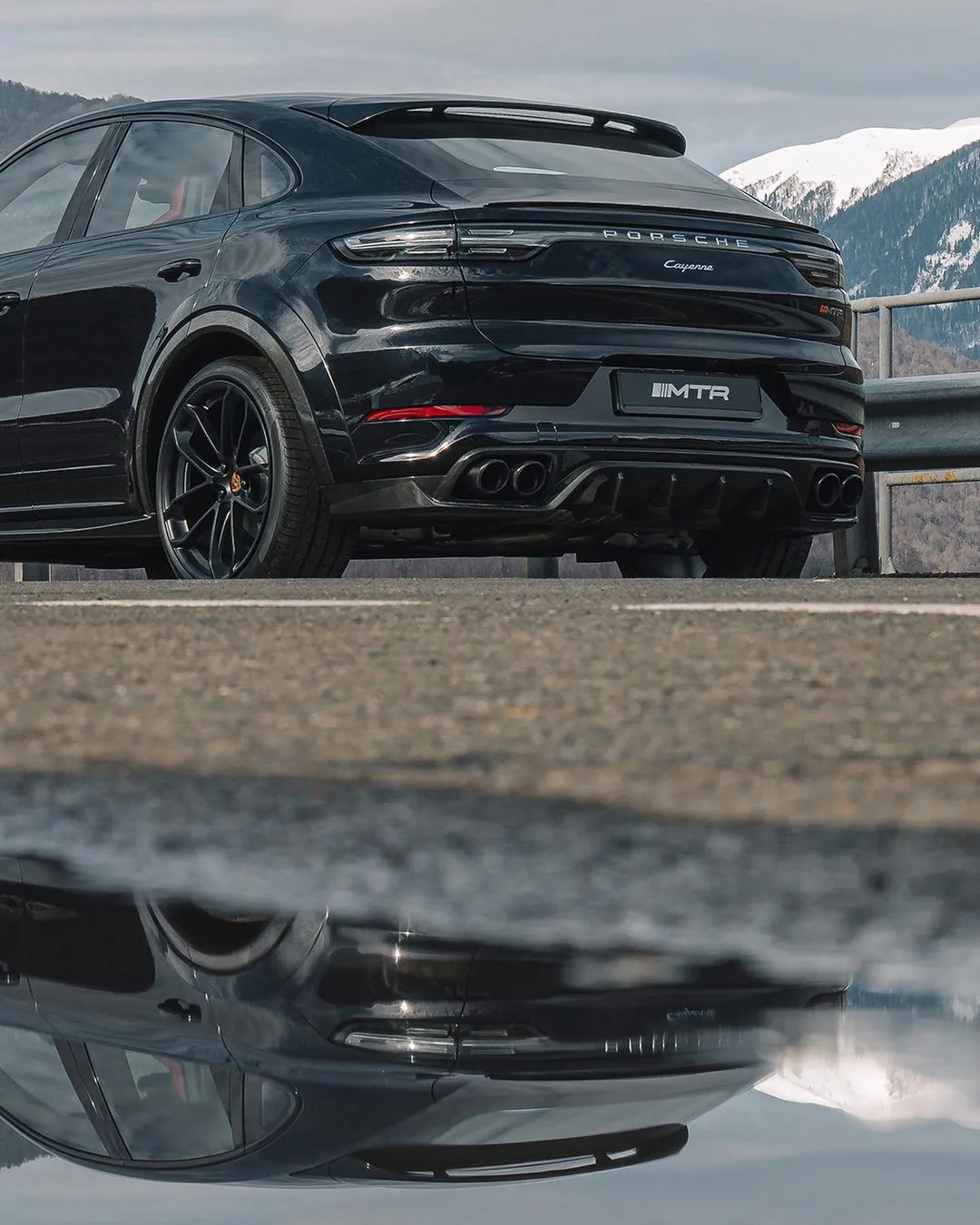 Check price and buy MTR Design Wide Body Carbon Fiber kit for Porsche Cayenne Coupe