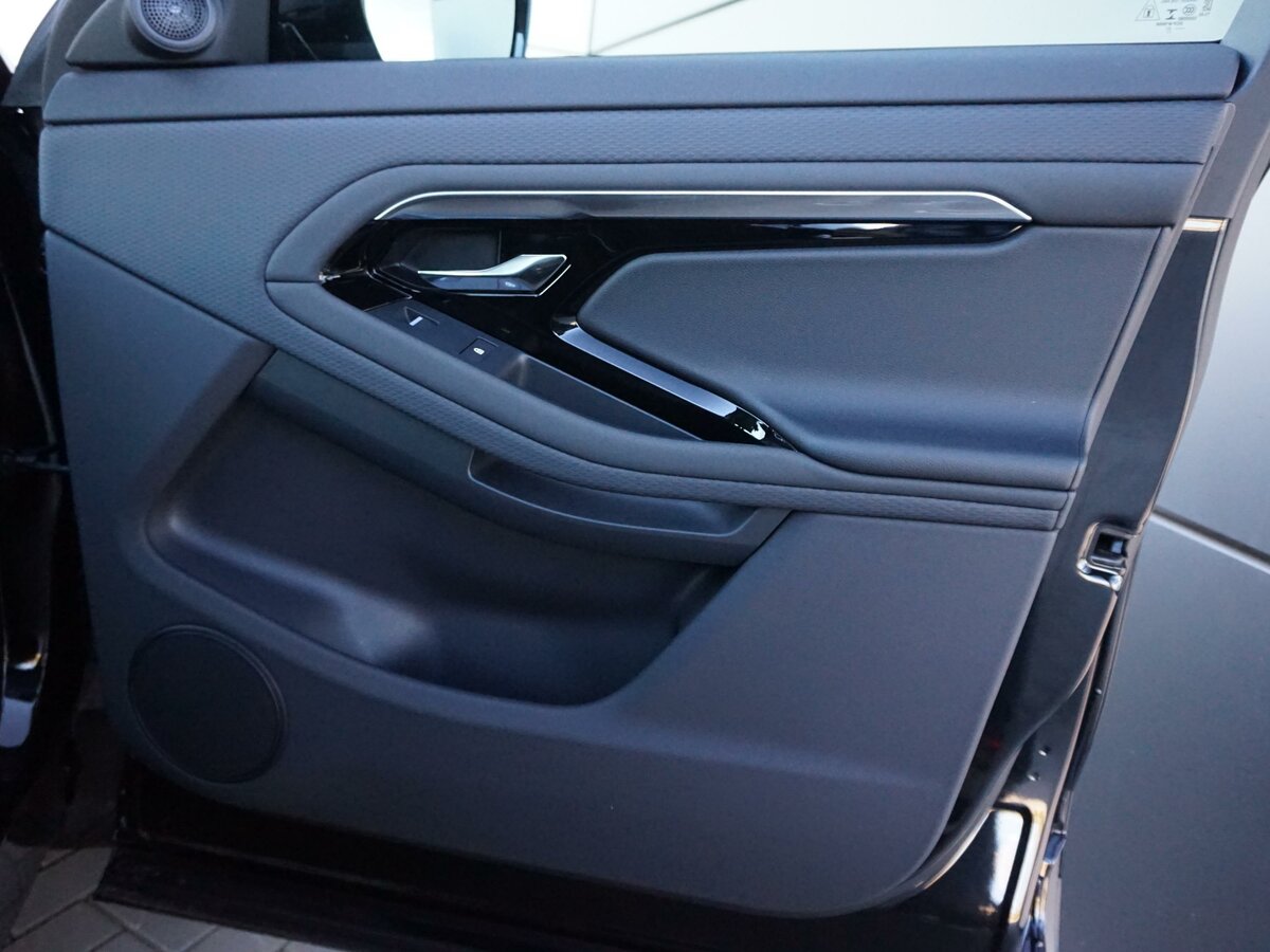 Check price and buy New Land Rover Range Rover Evoque For Sale