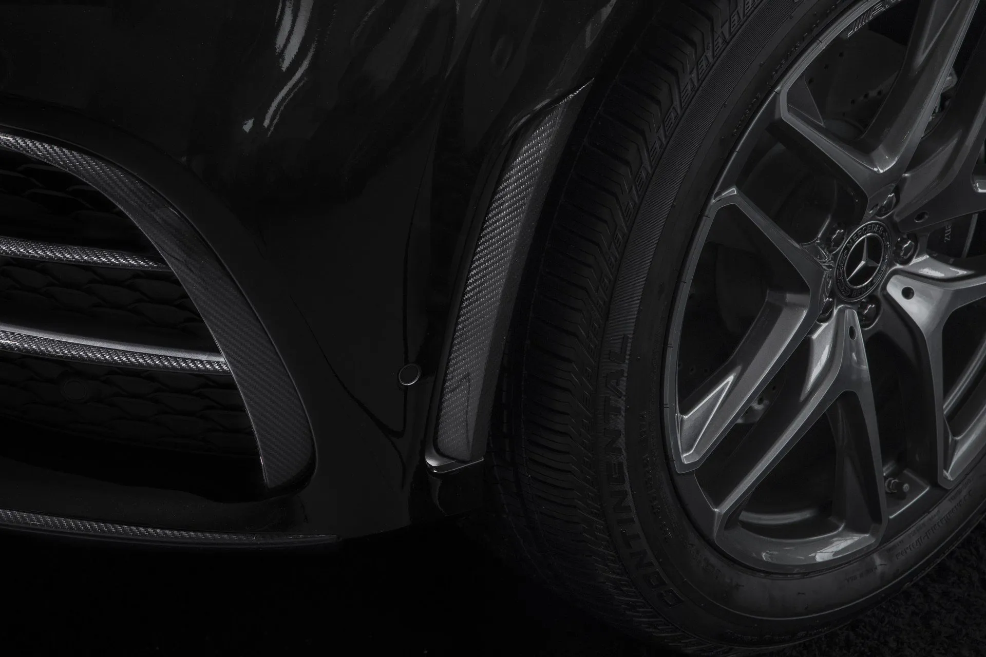 Check price and buy Carbon Fiber Body kit set for Mercedes-Benz  GLE V167