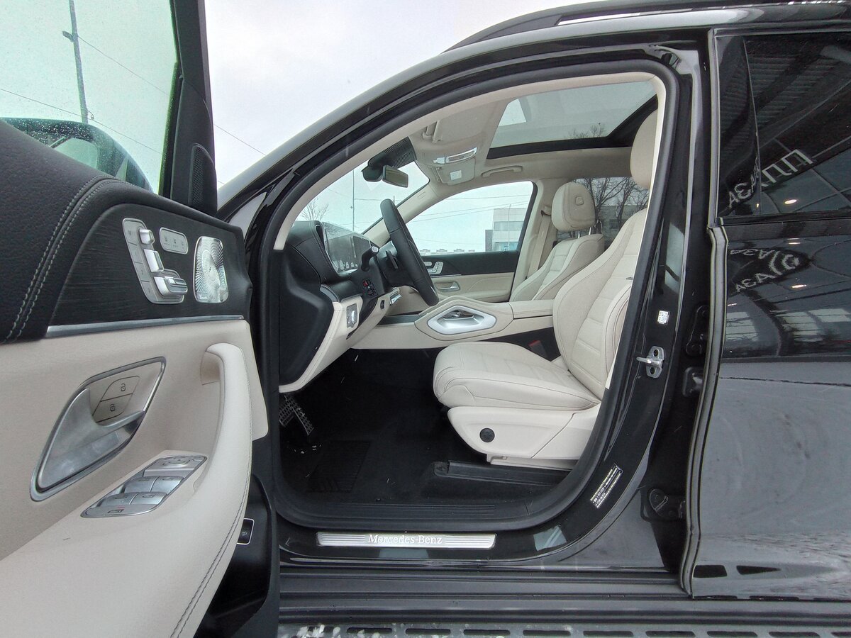 Check price and buy New Mercedes-Benz GLS 450 (X167) For Sale