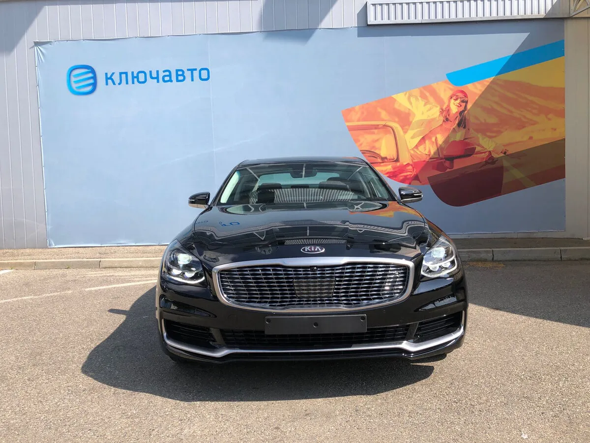 Check price and buy New Kia K900 For Sale