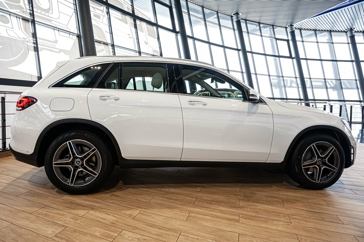 Check price and buy New Mercedes-Benz GLC 300 d (X253) Restyling For Sale