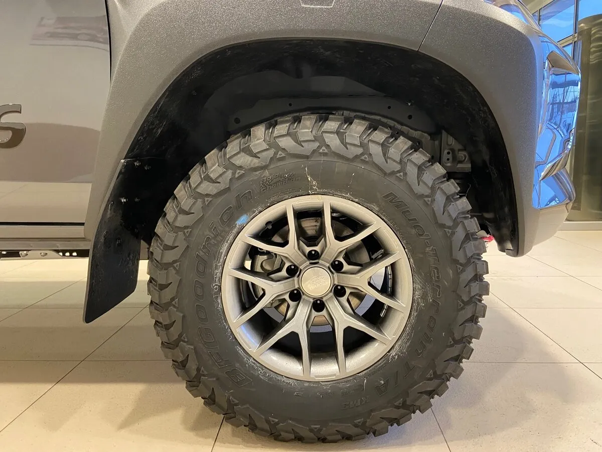 Check price and buy New Mitsubishi L200 Restyling For Sale