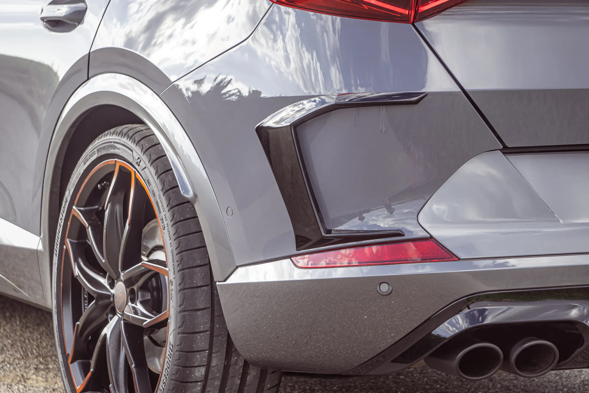 Check our price and buy JE Design body kit for Cupra Formentor KM Street Race!