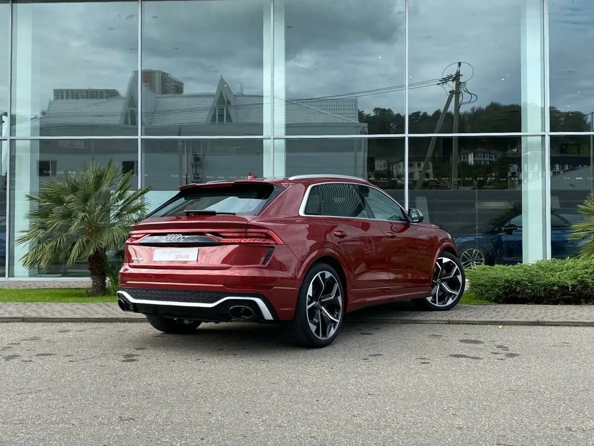 Buy New Audi RS Q8