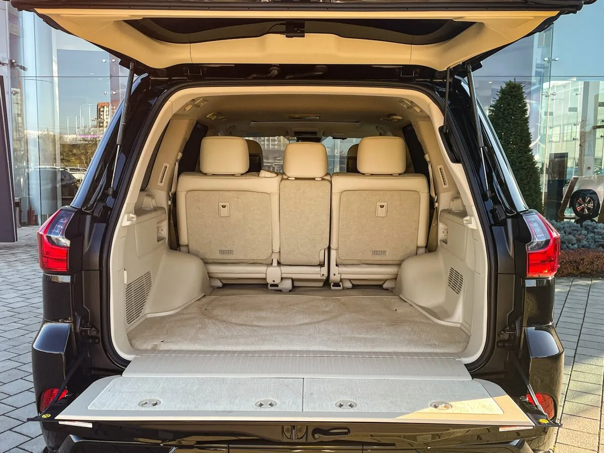 Check price and buy New Lexus LX 570 Restyling 2 For Sale