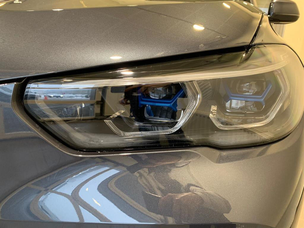 Check price and buy New BMW X5 40d (G05) For Sale