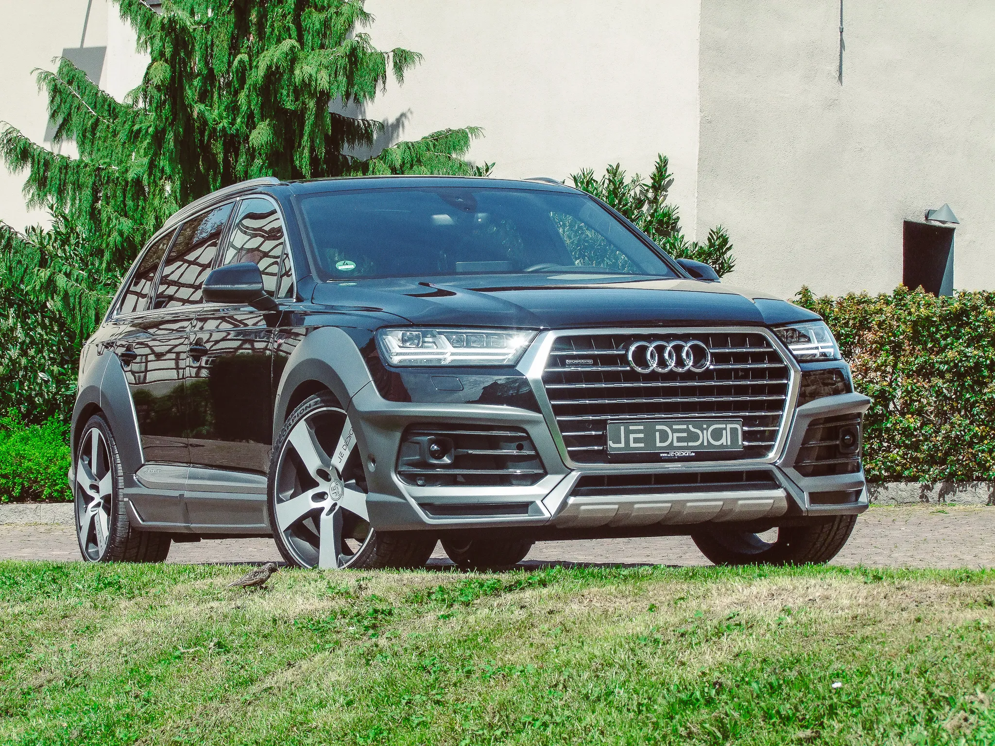 Check our price and buy JE Design body kit for Audi Q7 4M S-Line