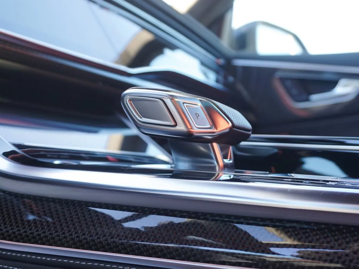 Buy New Audi SQ8 (4M)