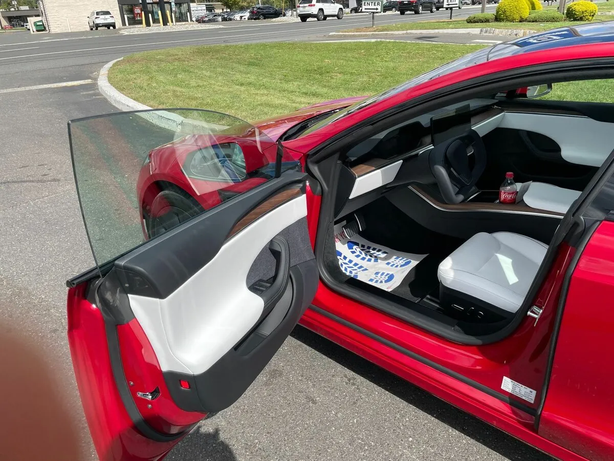 Check price and buy New Tesla Model S Plaid Restyling 2 For Sale