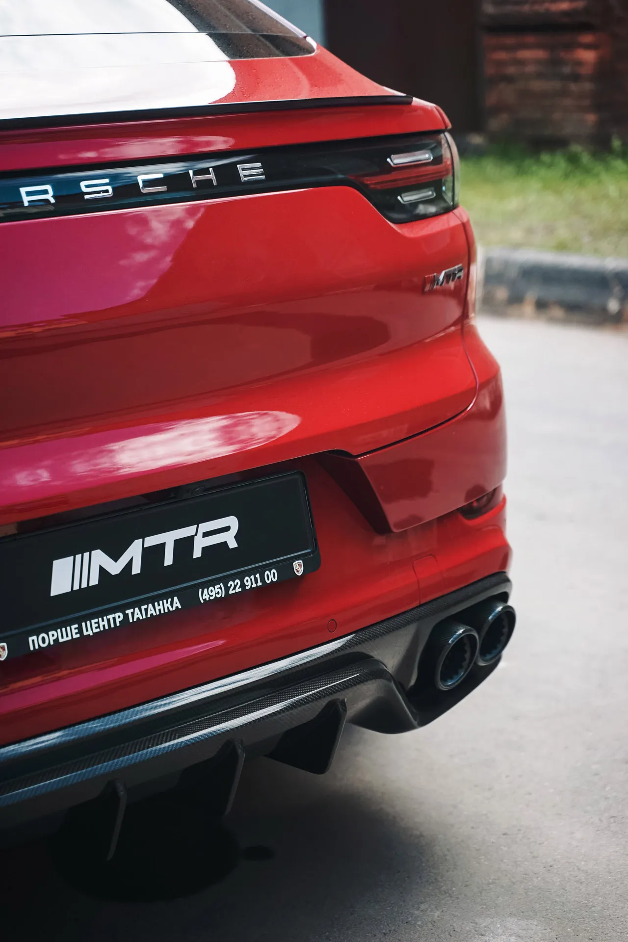 Check price and buy MTR Design Wide Body Carbon Fiber kit for Porsche Cayenne Coupe