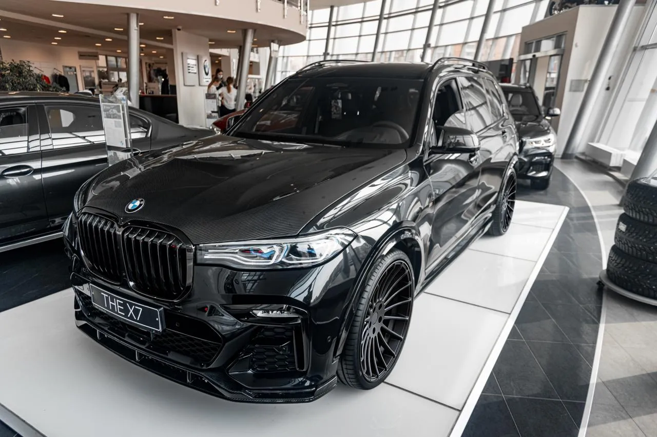 Check our price and buy Renegade Design body kit for BMW X7 G07