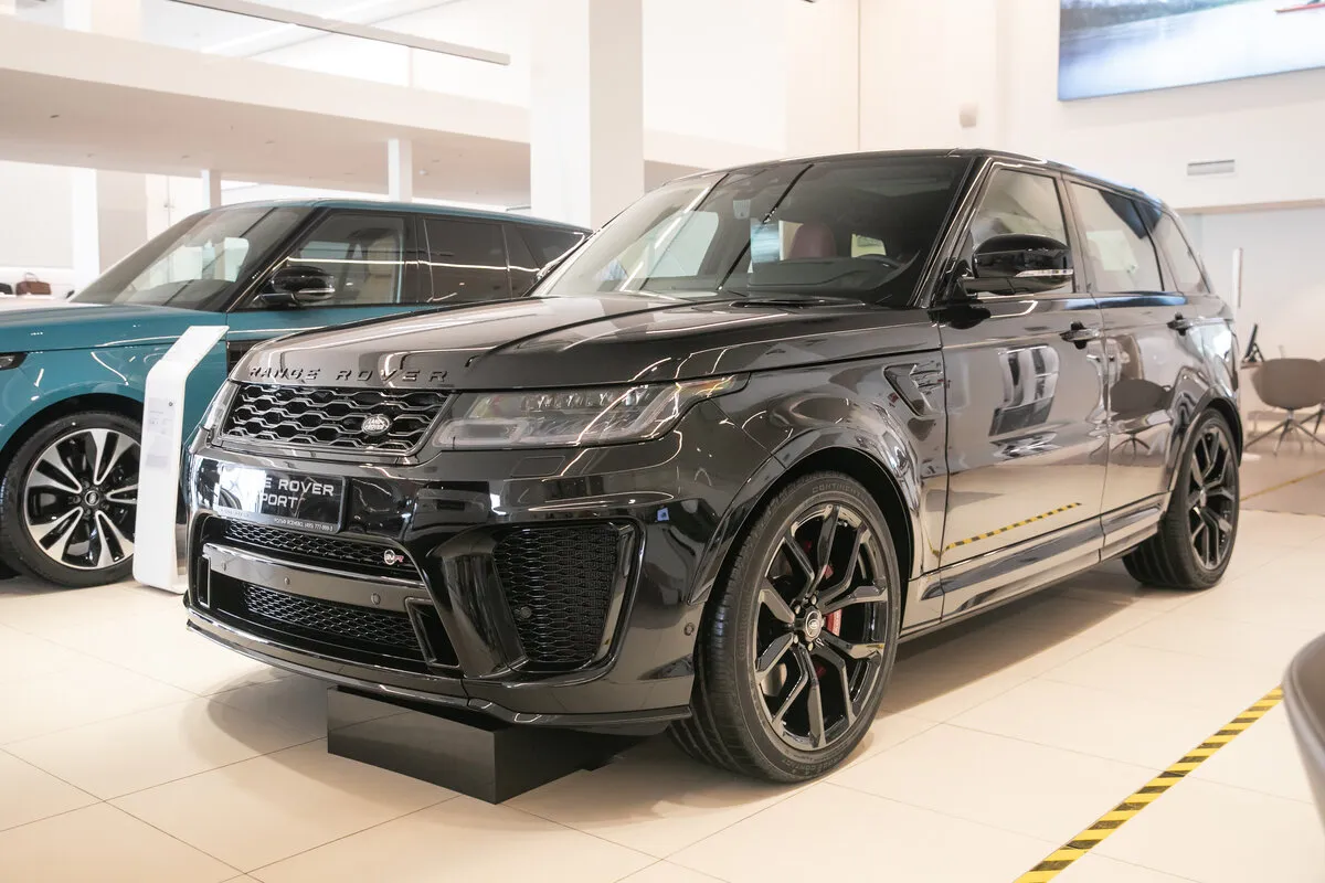 Check price and buy New Land Rover Range Rover Sport SVR Restyling For Sale