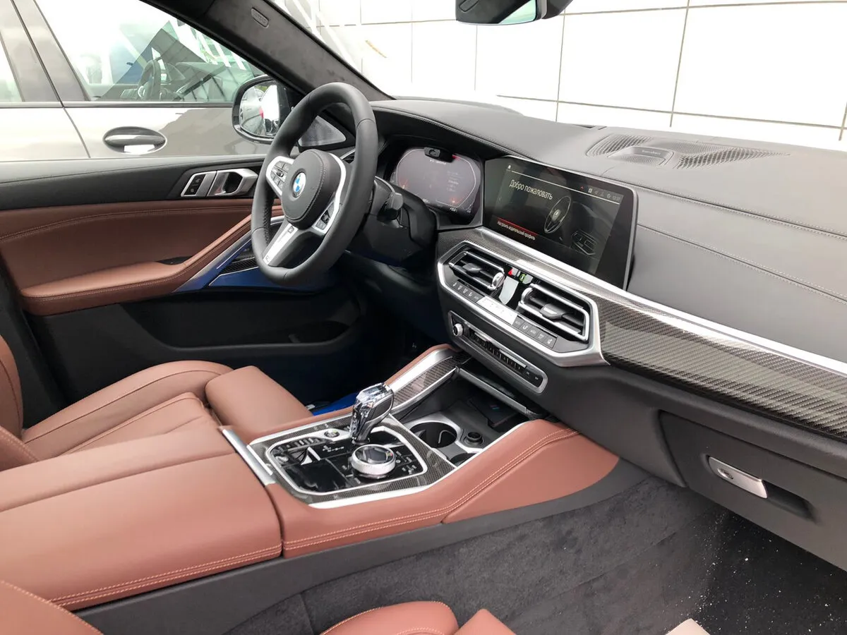 Buy New BMW X6 M50d (G06)