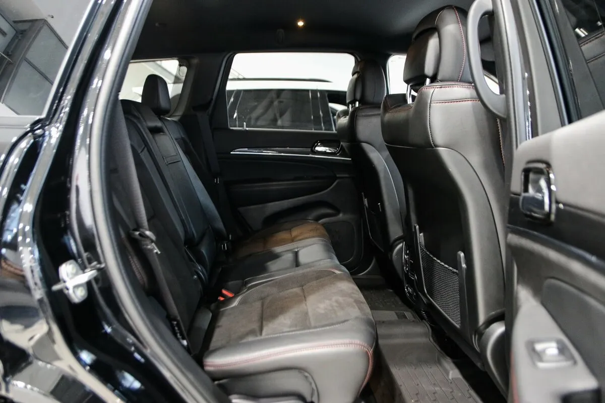 Check price and buy New Jeep Grand Cherokee (WK2) Restyling For Sale