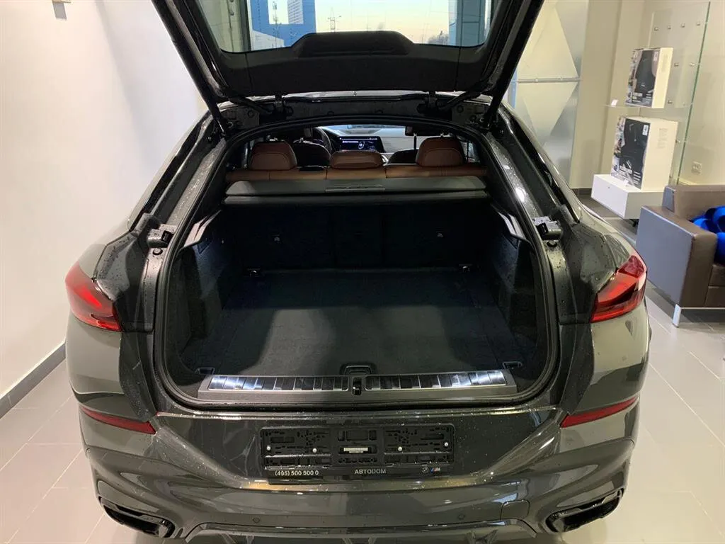 Buy New BMW X6 M50d (G06)